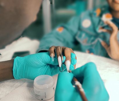 Nail-tech